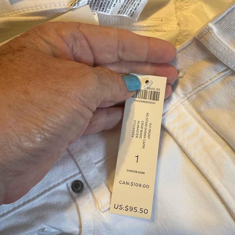 NWT RET: $95    Chico's White Jeans SKINNY/CROP SUMMER    SIZE: 8      Bin#7 - Picture 14 of 14